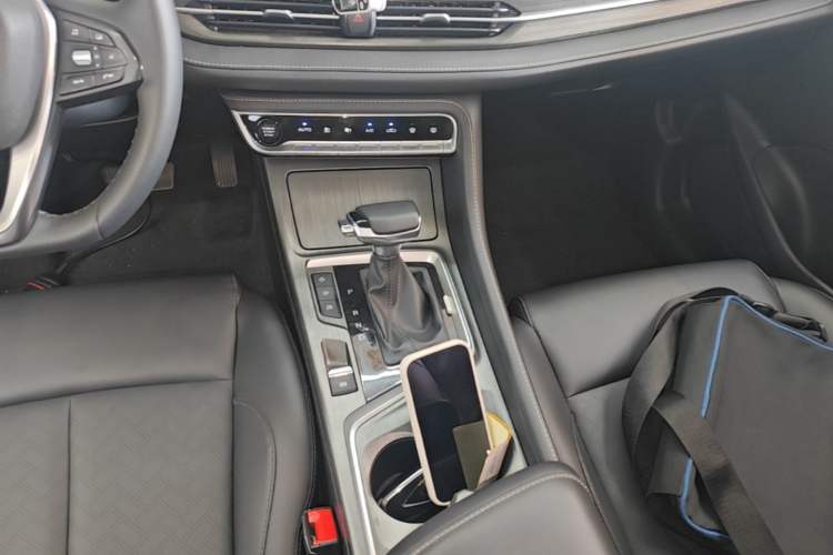 Used CHANGAN CS55PLUS 2020 1.5T Automatic Xuan Dong Edition Gear Lever