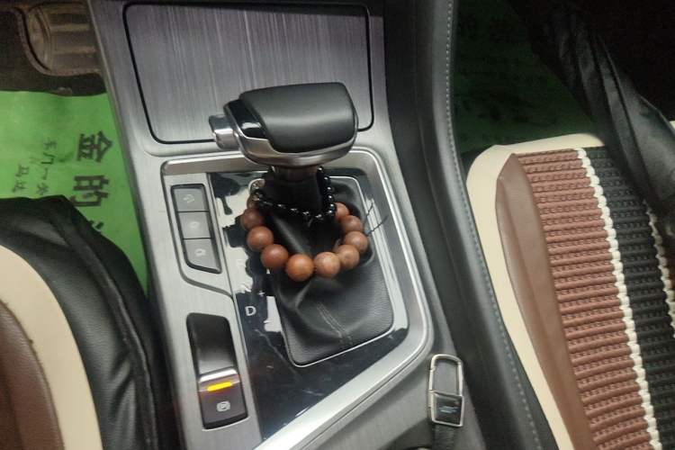 Used CHANGAN CS55PLUS 2020 1.5T Automatic Xuan Dong Edition Gear Lever