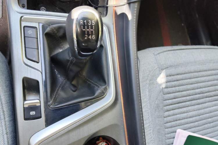 Used CHANGAN CS55PLUS 2020 1.5T Manual Colorful Model Gear Lever