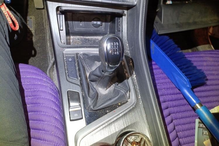 Used CHANGAN CS55PLUS 2020 1.5T Manual Colorful Model Gear Lever