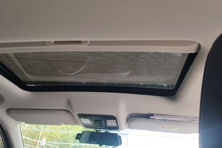 Used CHANGAN CS55PLUS 2020 1.5T Manual Colorful Model Headliner