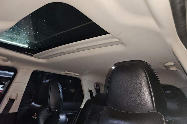 Used CHANGAN CS55PLUS 2020 1.5T Manual Colorful Model Headliner