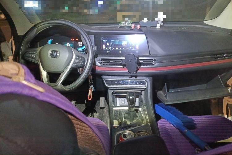 Used CHANGAN CS55PLUS 2020 1.5T Manual Colorful Model Interior 2