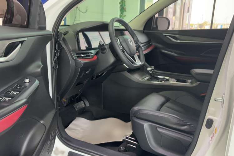 Used CHANGAN CS55PLUS 2020 1.5T Automatic Colorful Model Interior 4