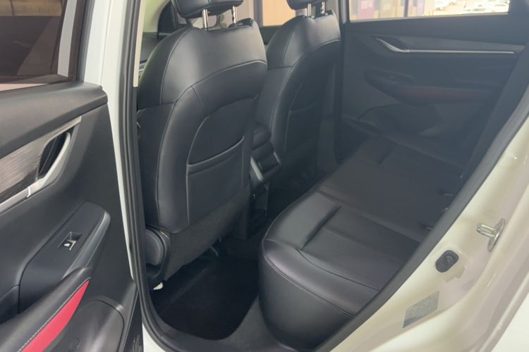 Used CHANGAN CS55PLUS 2020 1.5T Automatic Colorful Model Interior 5
