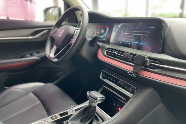Used CHANGAN CS55PLUS 2020 1.5T Automatic Colorful Model Interior 8