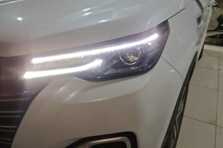 Used CHANGAN CS55PLUS 2020 1.5T Automatic Colorful Model Left Front Headlight