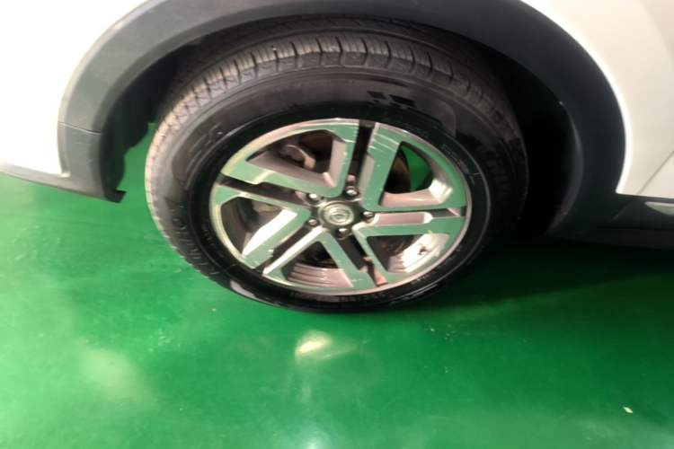 Used CHANGAN CS55PLUS 2020 1.5T Automatic Colorful Model Left Front Wheel Hub