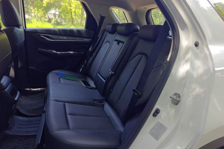 Used CHANGAN CS55PLUS 2020 1.5T Automatic Colorful Model Left Rear Seat