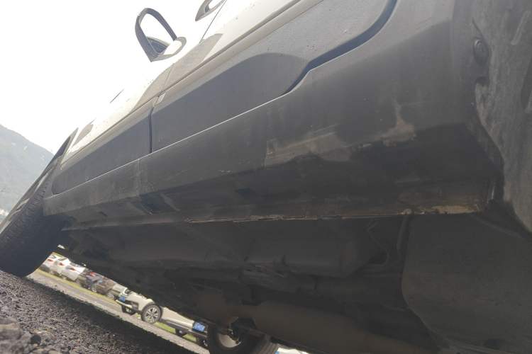 Used CHANGAN CS55PLUS 2020 1.5T Automatic Colorful Model Left Side Sill