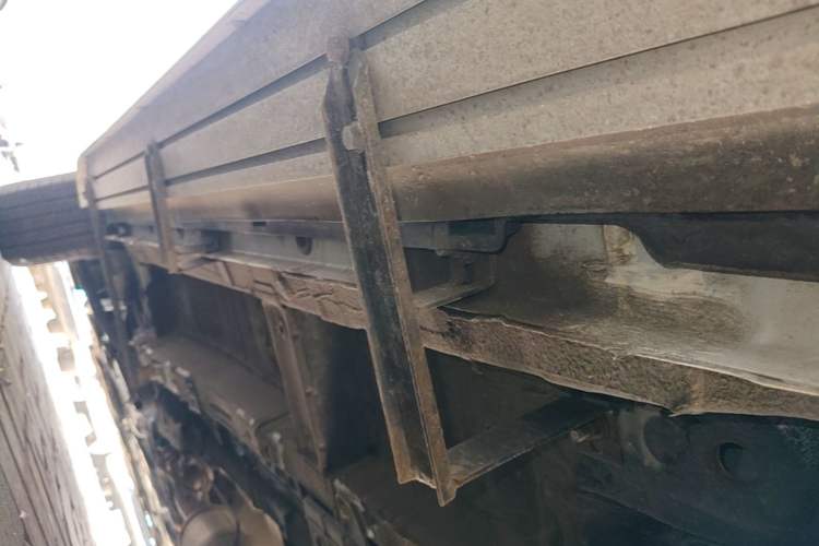 Used CHANGAN CS55PLUS 2020 1.5T Manual Colorful Model Left Side Sill