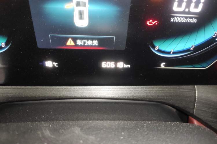 Used CHANGAN CS55PLUS 2020 1.5T Automatic Colorful Model Odometer Close Up