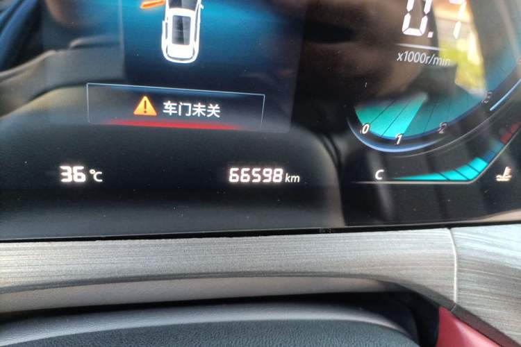 Used CHANGAN CS55PLUS 2020 1.5T Automatic Xuan Dong Edition Odometer Close Up