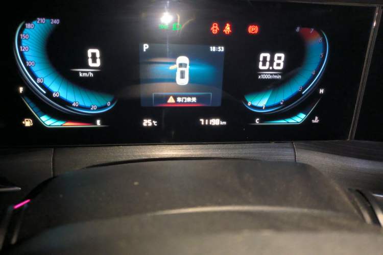 Used CHANGAN CS55PLUS 2020 1.5T Automatic Xuan Dong Edition Odometer Close Up