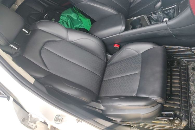 Used CHANGAN CS55PLUS 2020 1.5T Manual Colorful Model Right Front Seat