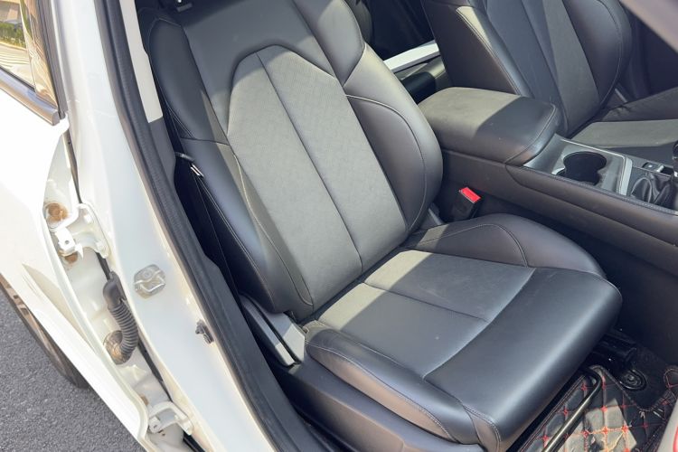 Used CHANGAN CS55PLUS 2020 1.5T Manual Colorful Model Right Front Seat