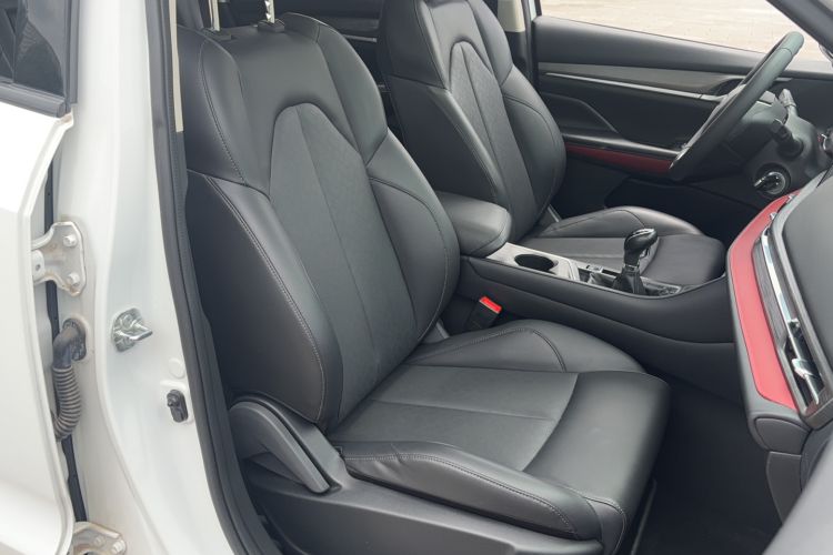 Used CHANGAN CS55PLUS 2020 1.5T Manual Colorful Model Right Front Seat