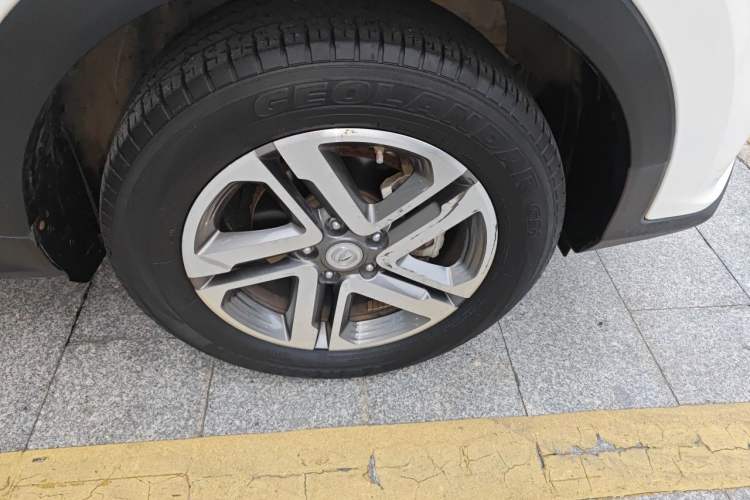 Used CHANGAN CS55PLUS 2020 1.5T Automatic Colorful Model Right Front Wheel Hub