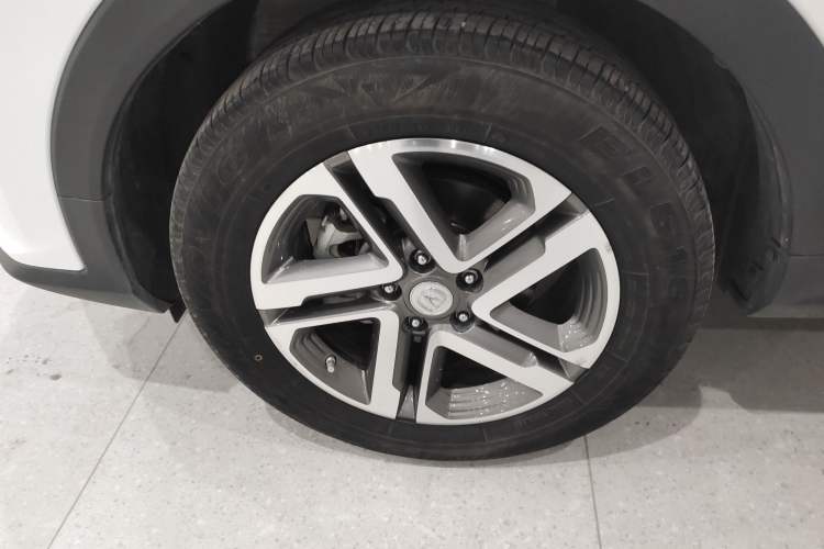 Used CHANGAN CS55PLUS 2020 1.5T Automatic Colorful Model Right Front Wheel Hub