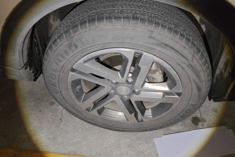 Used CHANGAN CS55PLUS 2020 1.5T Automatic Colorful Model Right Front Wheel Hub