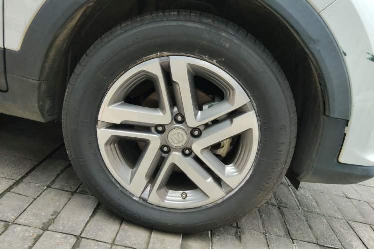 Used CHANGAN CS55PLUS 2020 1.5T Automatic Colorful Model Right Front Wheel Hub