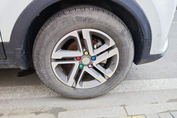 Used CHANGAN CS55PLUS 2020 1.5T Automatic Colorful Model Right Front Wheel Hub