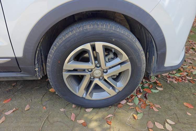Used CHANGAN CS55PLUS 2020 1.5T Automatic Colorful Model Right Front Wheel Hub