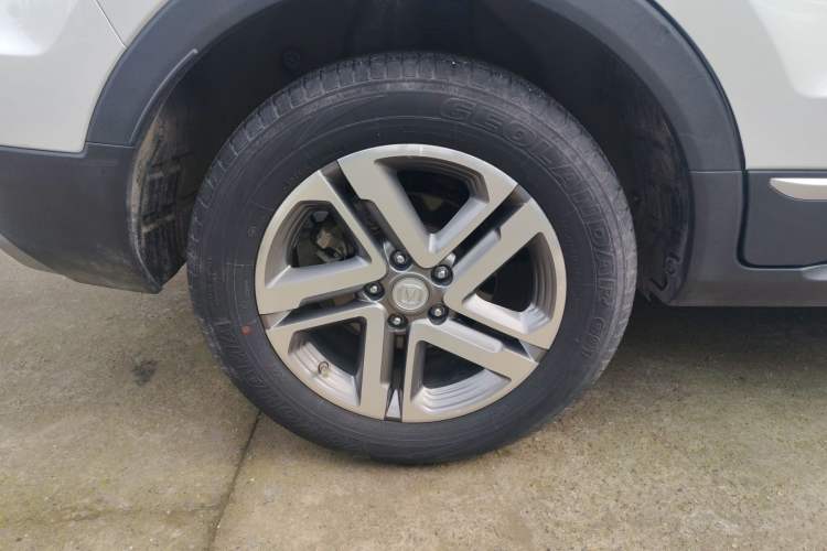 Used CHANGAN CS55PLUS 2020 1.5T Automatic Colorful Model Right Rear Wheel Hub
