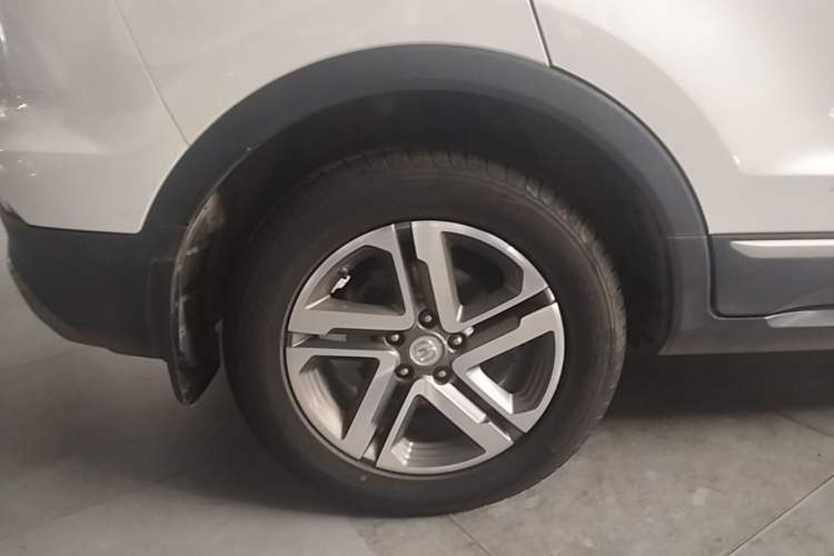 Used CHANGAN CS55PLUS 2020 1.5T Automatic Colorful Model Right Rear Wheel Hub
