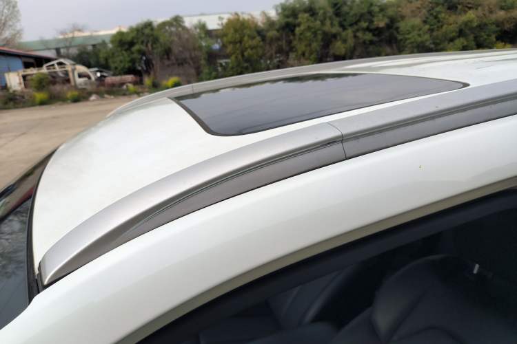 Used CHANGAN CS55PLUS 2020 1.5T Automatic Colorful Model Roof