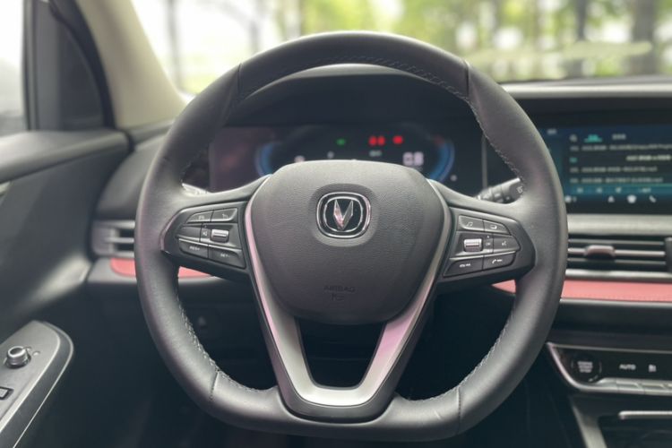 Used CHANGAN CS55PLUS 2020 1.5T Automatic Colorful Model Steering Wheel
