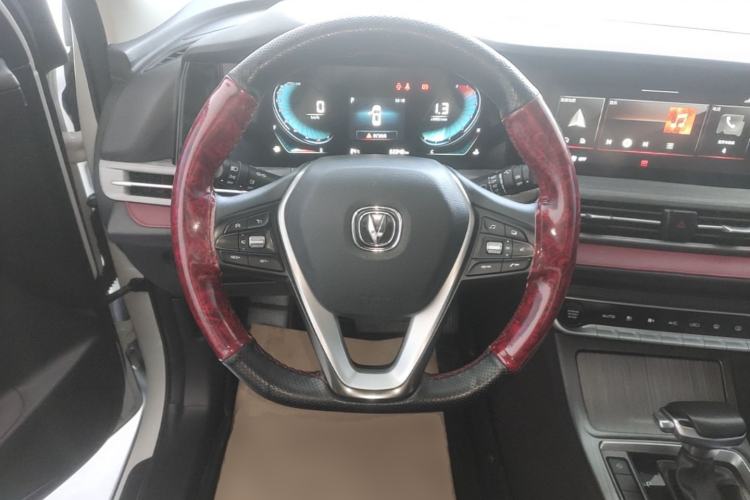 Used CHANGAN CS55PLUS 2020 1.5T Automatic Colorful Model Steering Wheel