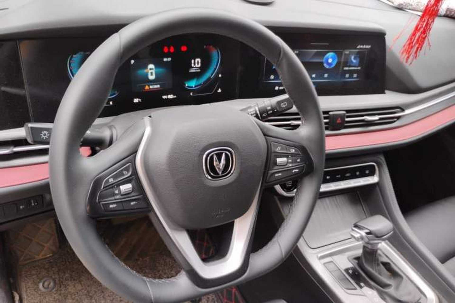 Used CHANGAN CS55PLUS 2020 1.5T Automatic Colorful Model Steering Wheel