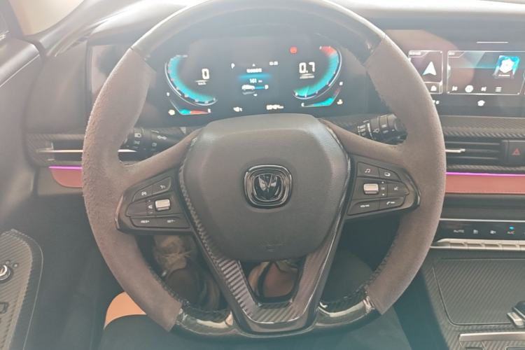 Used CHANGAN CS55PLUS 2020 1.5T Automatic Colorful Model Steering Wheel