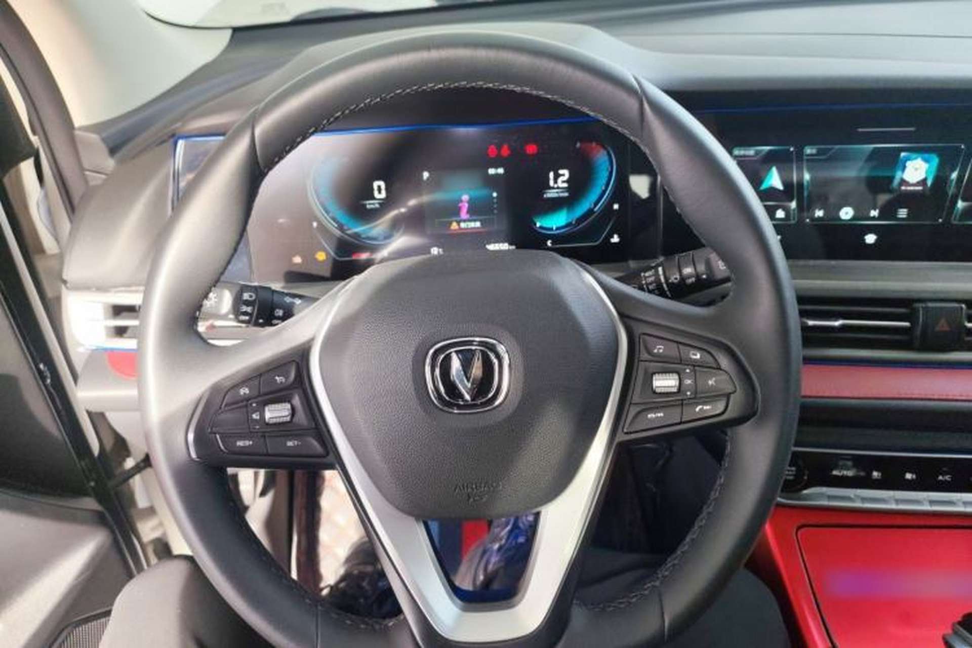 Used CHANGAN CS55PLUS 2020 1.5T Automatic Colorful Model Steering Wheel