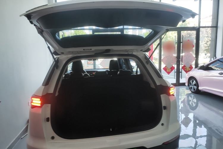 Used CHANGAN CS55PLUS 2020 1.5T Automatic Colorful Model Trunk