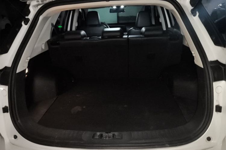 Used CHANGAN CS55PLUS 2020 1.5T Automatic Colorful Model Trunk