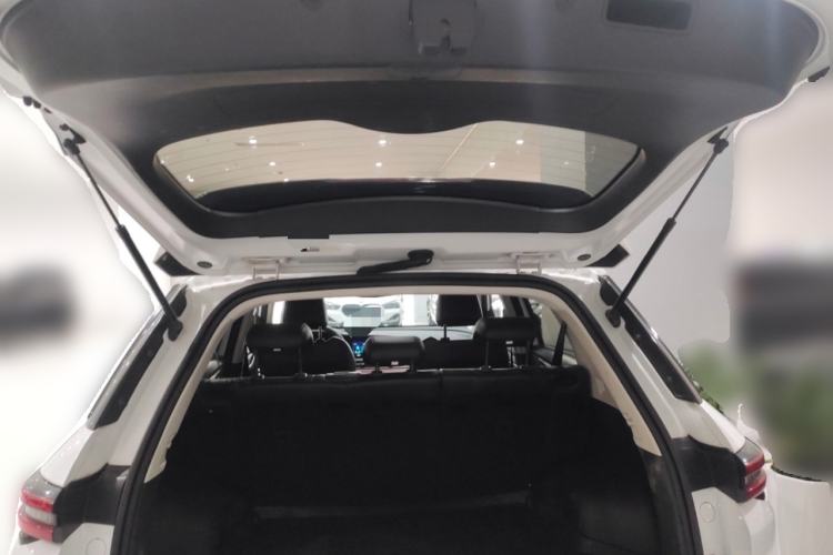 Used CHANGAN CS55PLUS 2020 1.5T Automatic Colorful Model Trunk