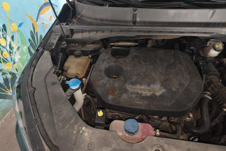 Used CHANGAN CS55PLUS 2021 Blue Whale Edition 1.5T Manual Luxury Model Engine Bay Right