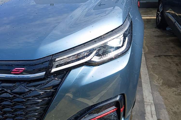 Used CHANGAN CS55PLUS 2021 Blue Whale Edition 1.5T DCT Luxury Model Left Front Headlight