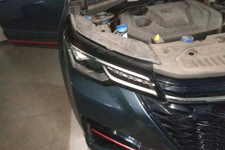 Used CHANGAN CS55PLUS 2021 Blue Whale Edition 1.5T DCT Luxury Model Right Front Headlight