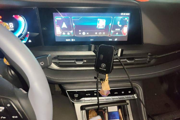 Used CHANGAN CS55PLUS 2021 Blue Whale Edition 1.5T DCT Prestige Model Audio And AC Panel