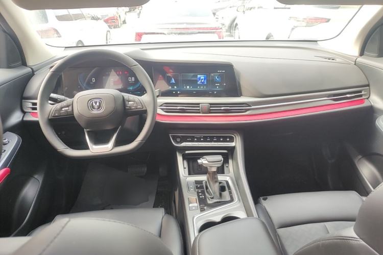 Used CHANGAN CS55PLUS 2021 Blue Whale Edition 1.5T DCT Prestige Model Center Console