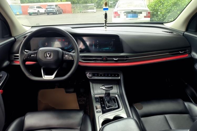 Used CHANGAN CS55PLUS 2021 Blue Whale Edition 1.5T DCT Luxury Model Center Console