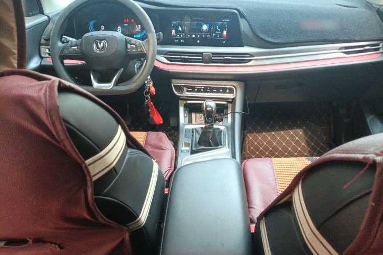Used CHANGAN CS55PLUS 2021 Blue Whale Edition 1.5T Manual Luxury Model Center Console