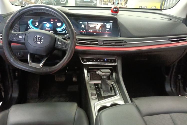 Used CHANGAN CS55PLUS 2021 Blue Whale Edition 1.5T DCT Luxury Model Center Console