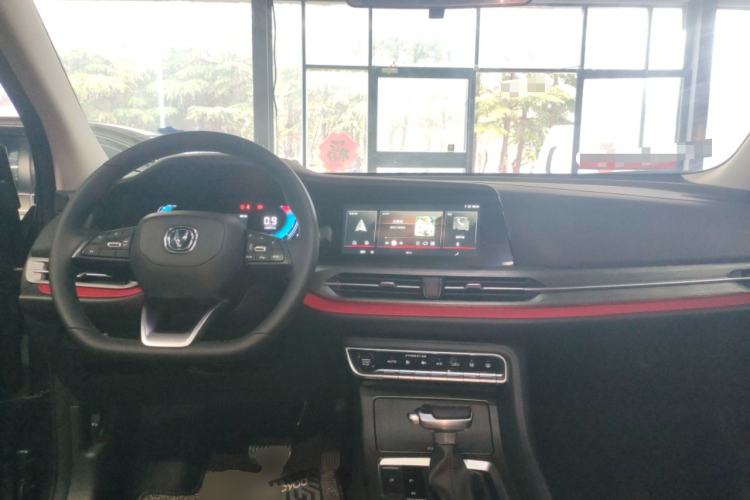 Used CHANGAN CS55PLUS 2021 Blue Whale Edition 1.5T DCT Luxury Model Center Console