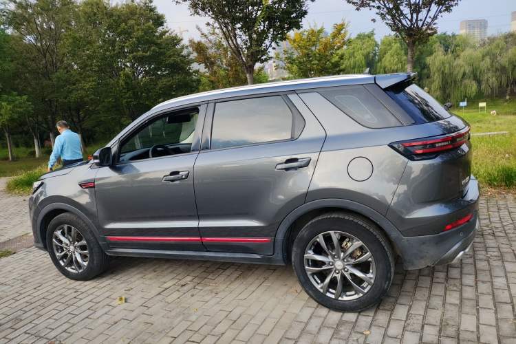 Used CHANGAN CS55PLUS 2021 Blue Whale Edition 1.5T DCT Luxury Model Exterior 3