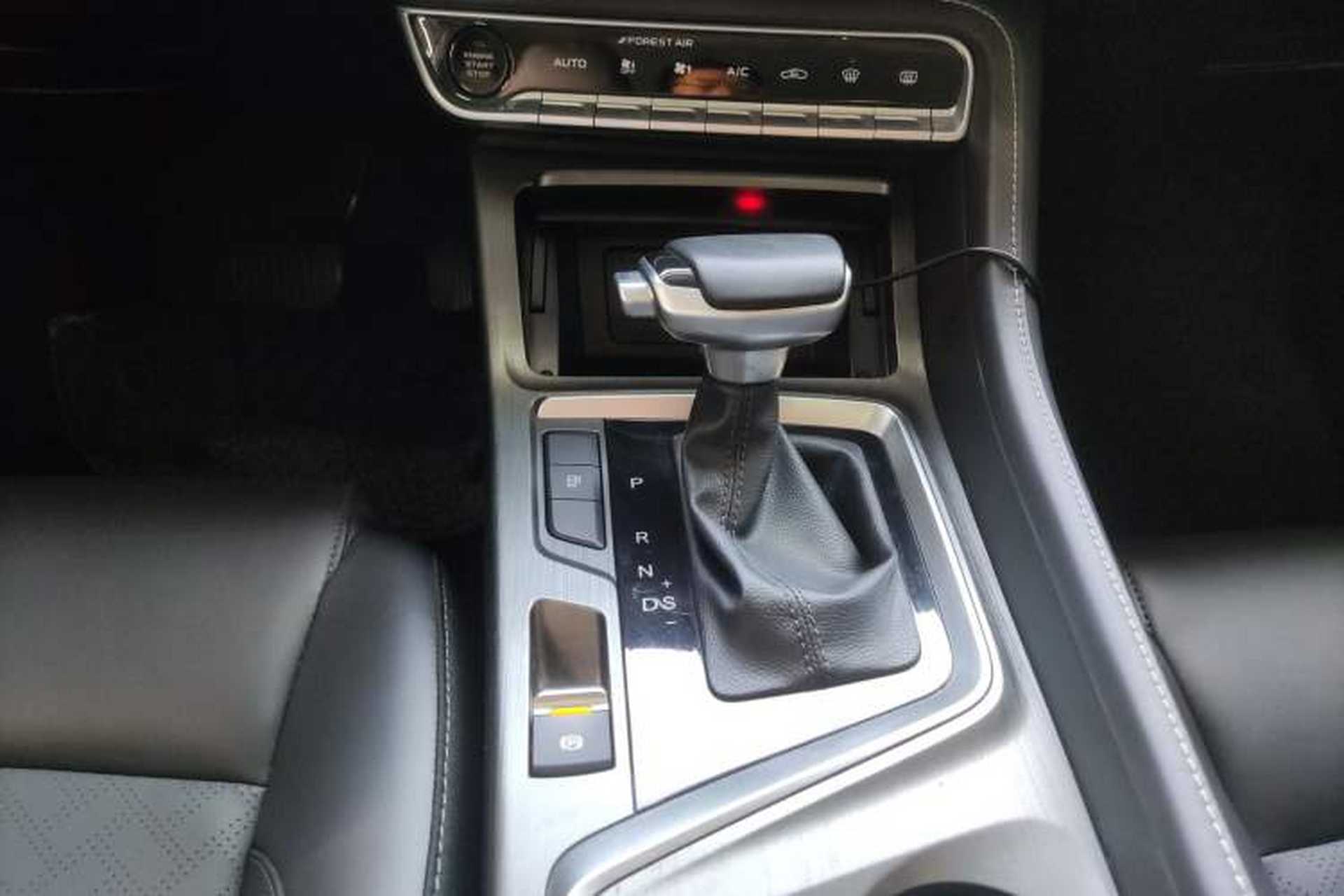 Used CHANGAN CS55PLUS 2021 Blue Whale Edition 1.5T DCT Luxury Model Gear Lever