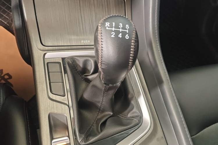 Used CHANGAN CS55PLUS 2021 Blue Whale Edition 1.5T Manual Luxury Model Gear Lever